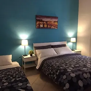 3* Guest house Amoraroma, Economy With Shared Bathrooms