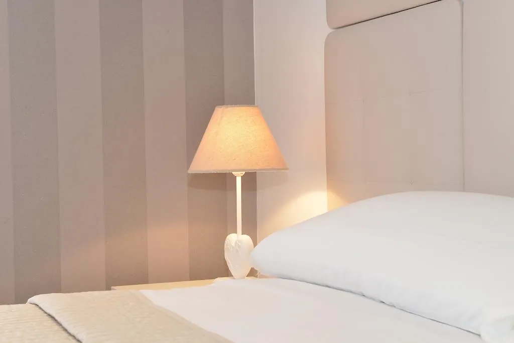 **** Bed & Breakfast Maison Flaminio Rome Italy